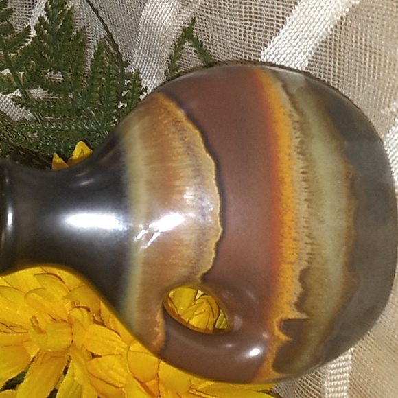 BEAUTIFUL POTTERY HANDLED VASE / JUG STYLE - Picture 4 of 14